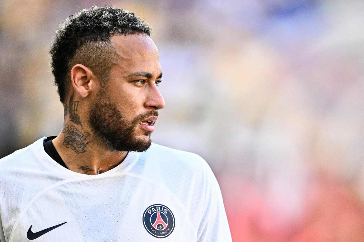 Calciomercato Neymar addio Psg Chiesa Juventus