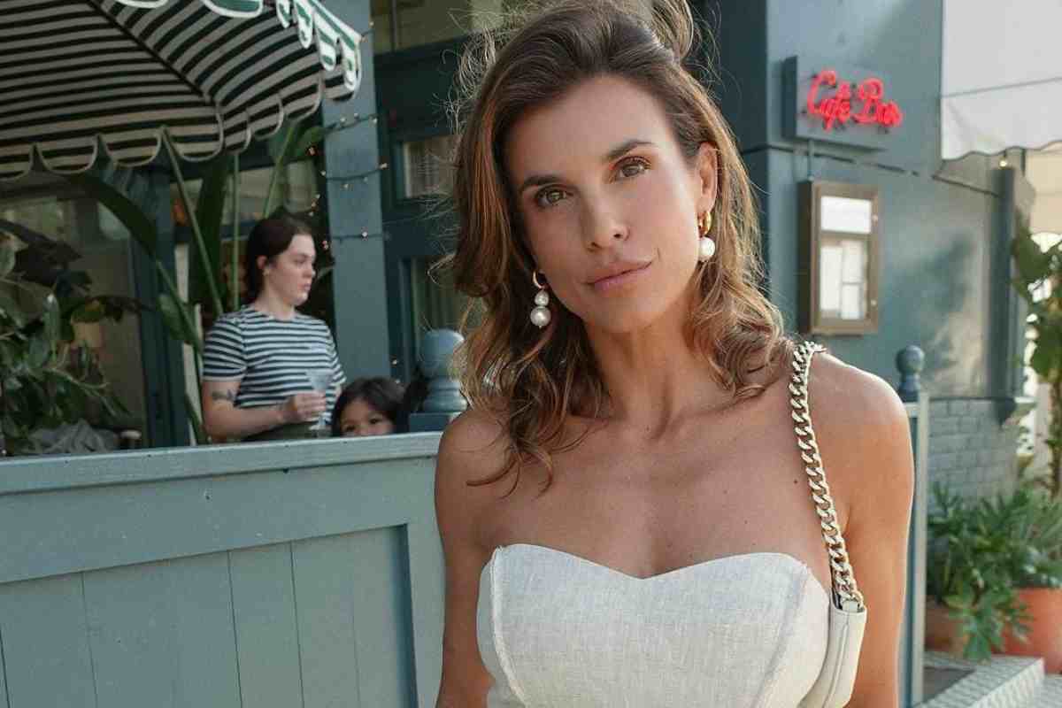 Elisabetta Canalis in abito trasparente