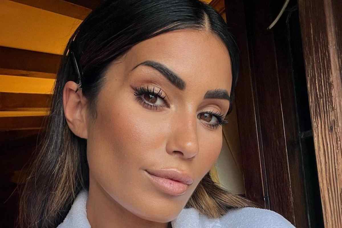 Federica Nargi aderente
