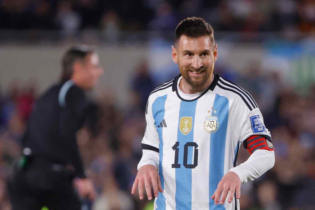 C'è lo zampino di Messi sul nuovo acquisto del Milan
