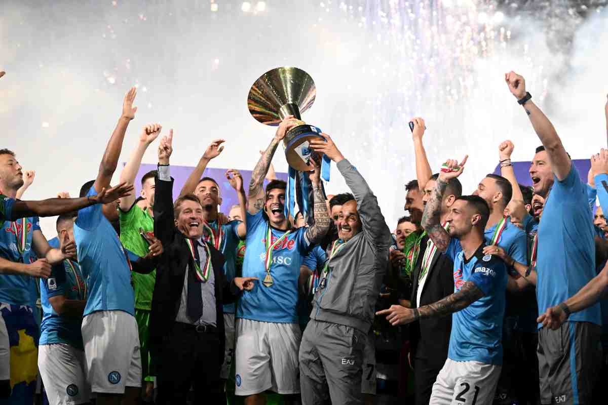 Napoli show anche all'estero