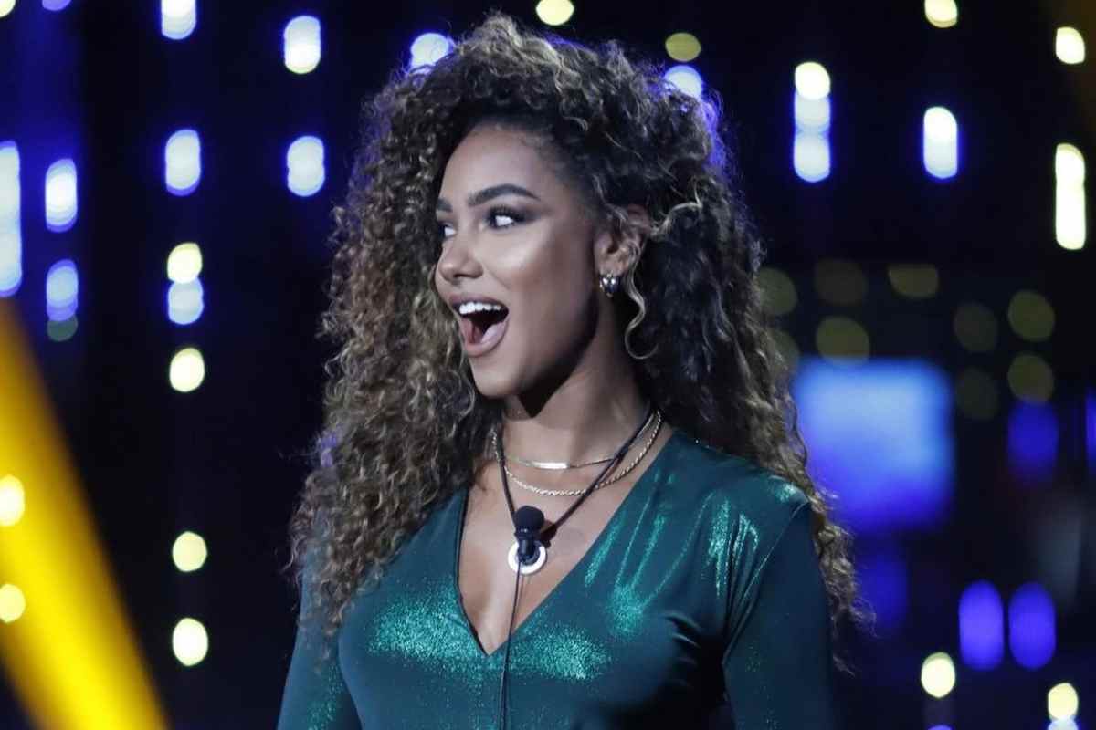 Samira Lui foto scollatura grande fratello