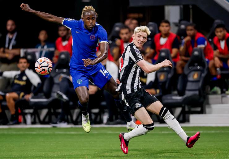 Ribaltone totale, Chalobah può restare in Premier