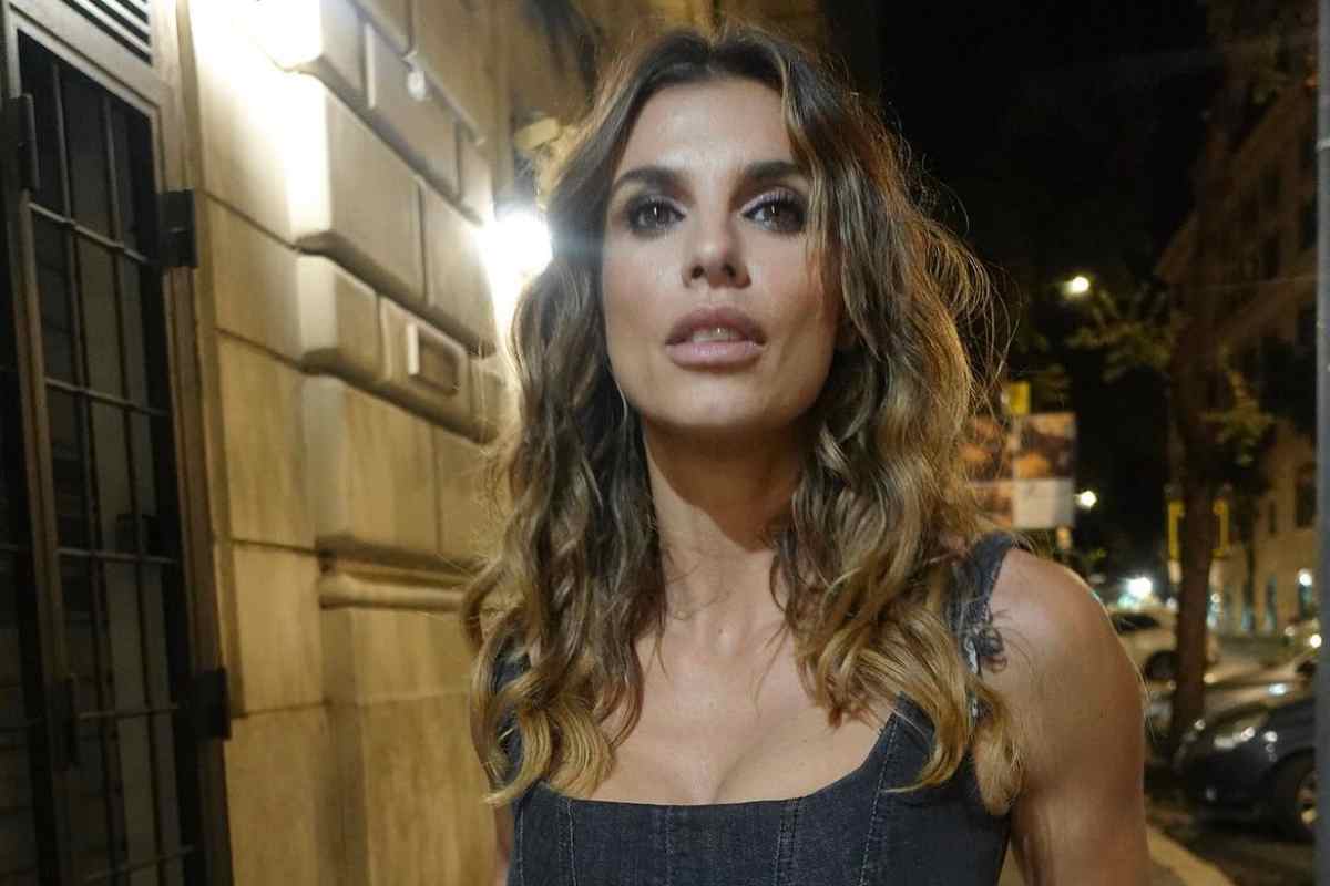 Elisabetta Canalis foto bollente trasparenze