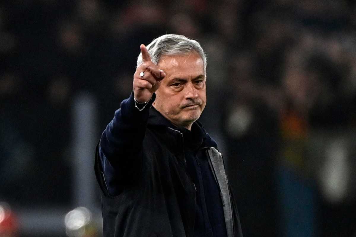 Mourinho addio Roma
