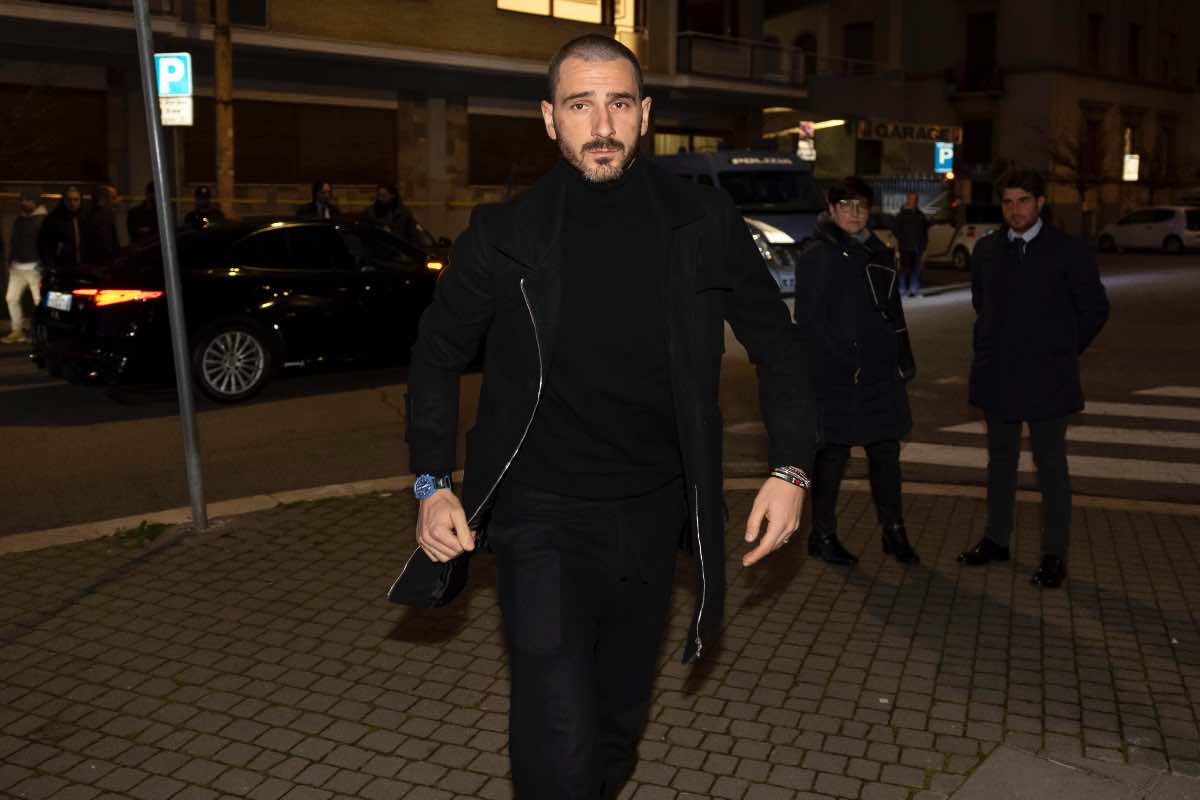 Rissa e urla, Bonucci nel caos