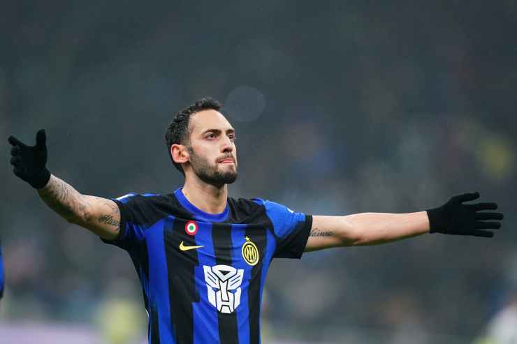 Chalanoglu può lasciare l'Inter a fine stagione