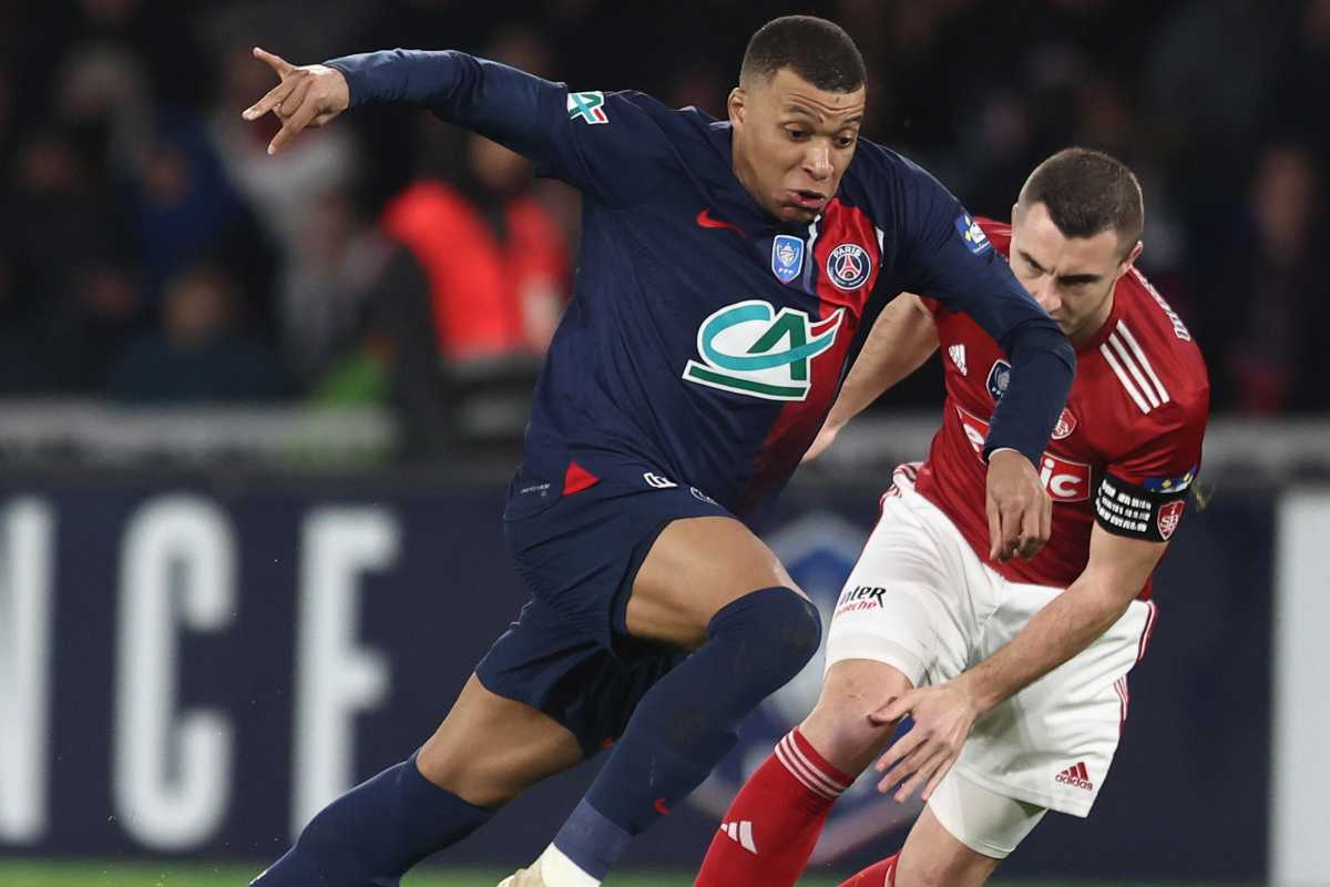 Mbappé scatena il valzer di punte