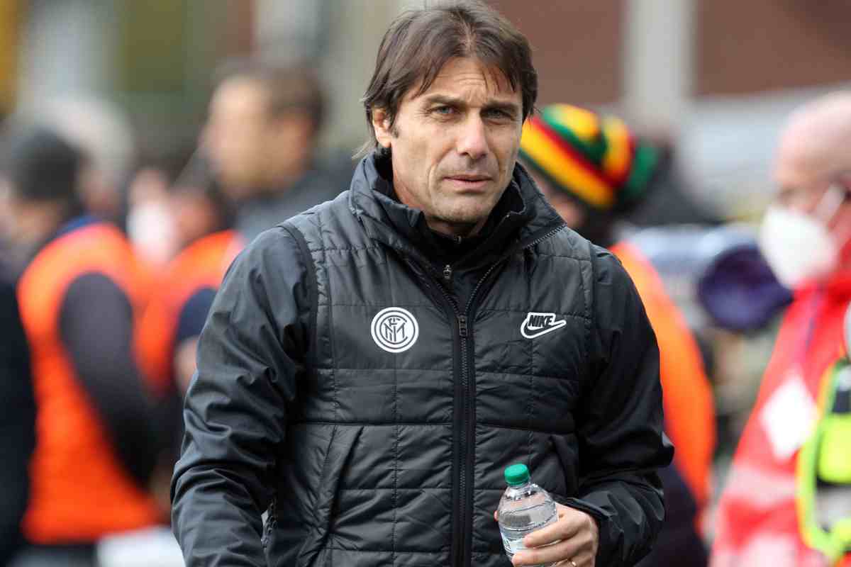 Antonio Conte in panchina, cambia il suo futuro dopo l'annuncio ufficiale