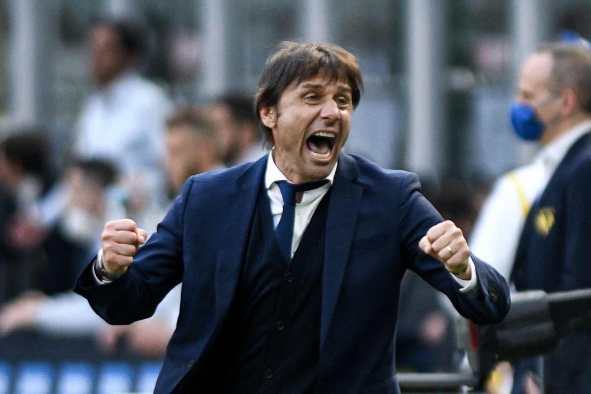 Conte torna in Italia: sta firmando, ma non con il Napoli