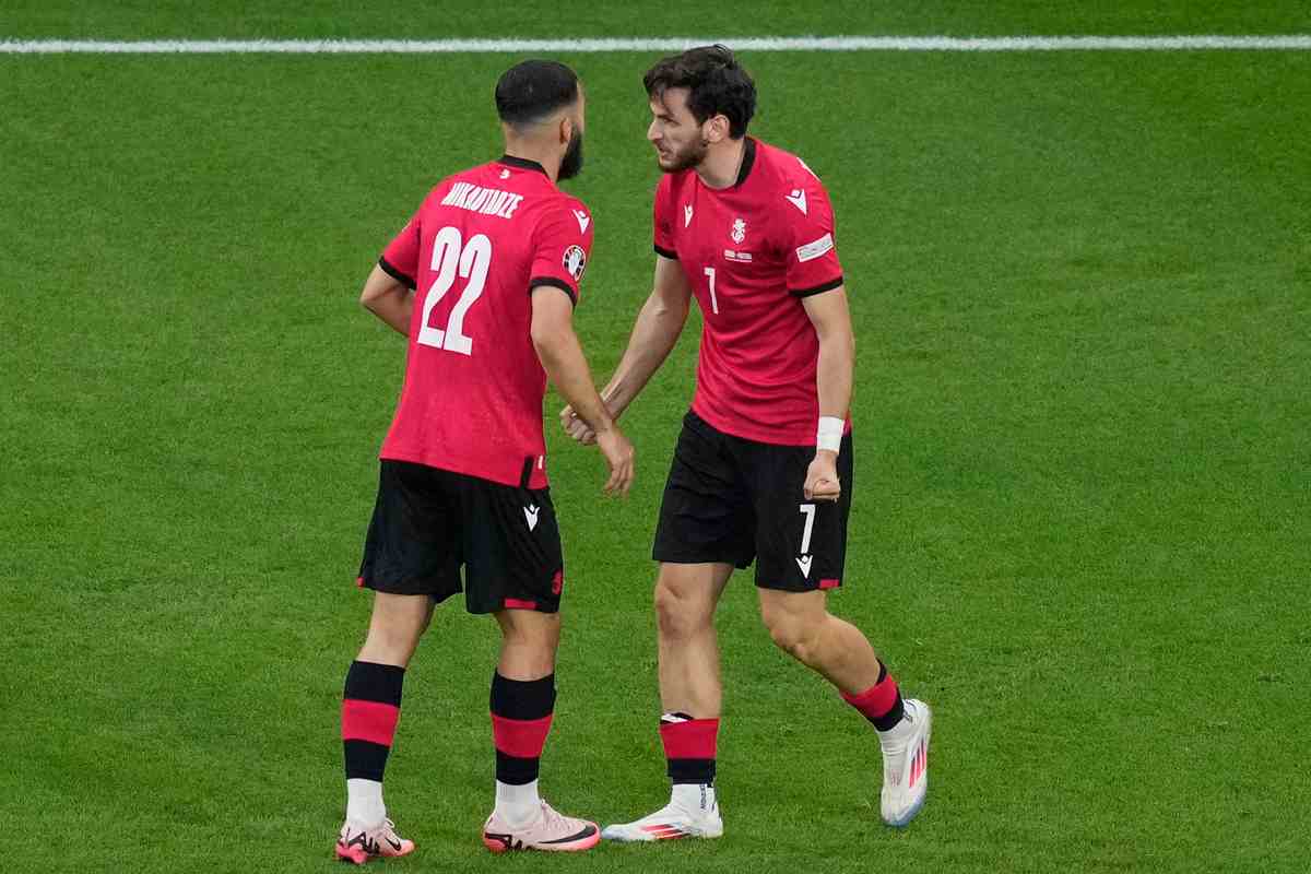 Mikautadze in Serie A dove gioca Kvaratskhelia