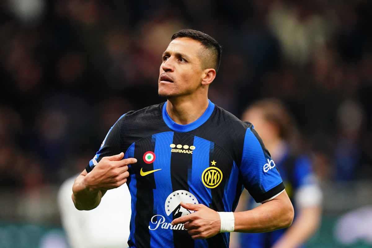 Alexis Sanchez firma col nuovo club