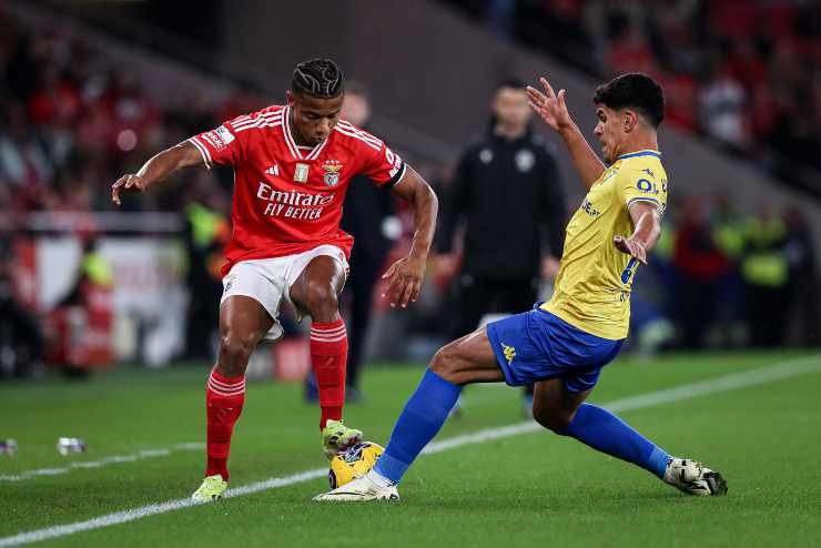 Juventus, mais uma etapa no meio-campo depois de Douglas Luiz