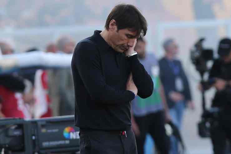 Antonio Conte sconsolato
