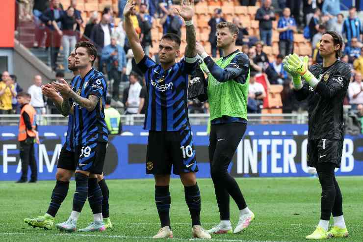 La squadra dell'Inter a fine partita