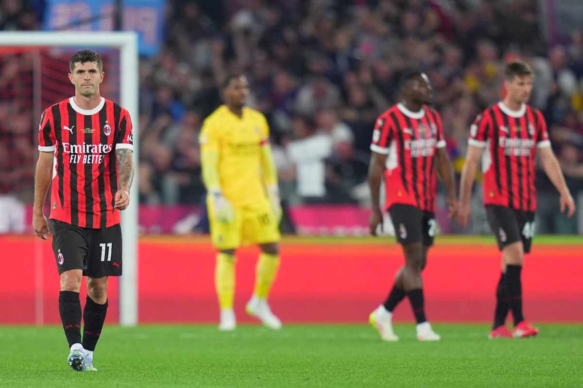 Giocatori del Milan delusi dopo la sconfitta in Coppa Italia