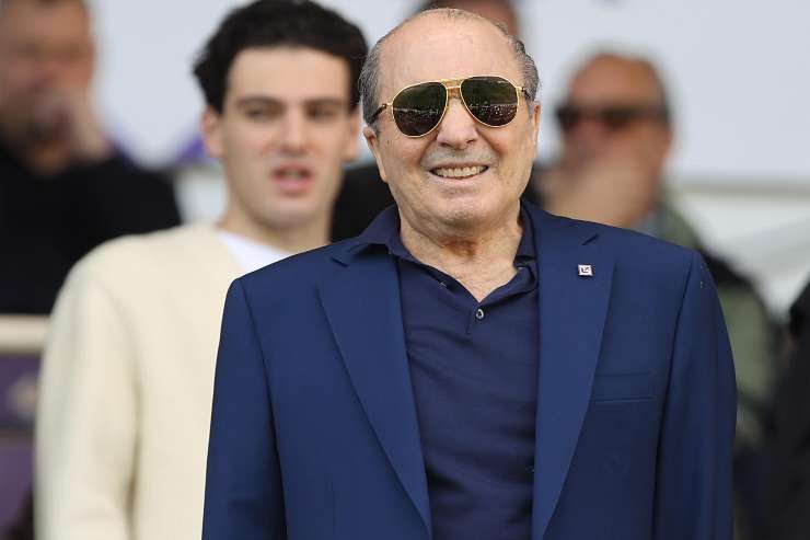 Rocco Commisso sorride