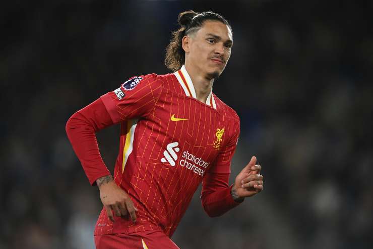 Darwin Nunez in campo con la maglia del Liverpool