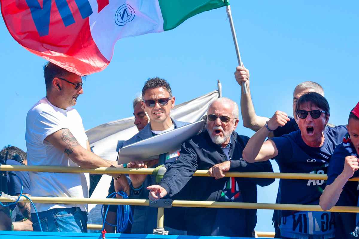 De Laurentiis e Conte festeggiano