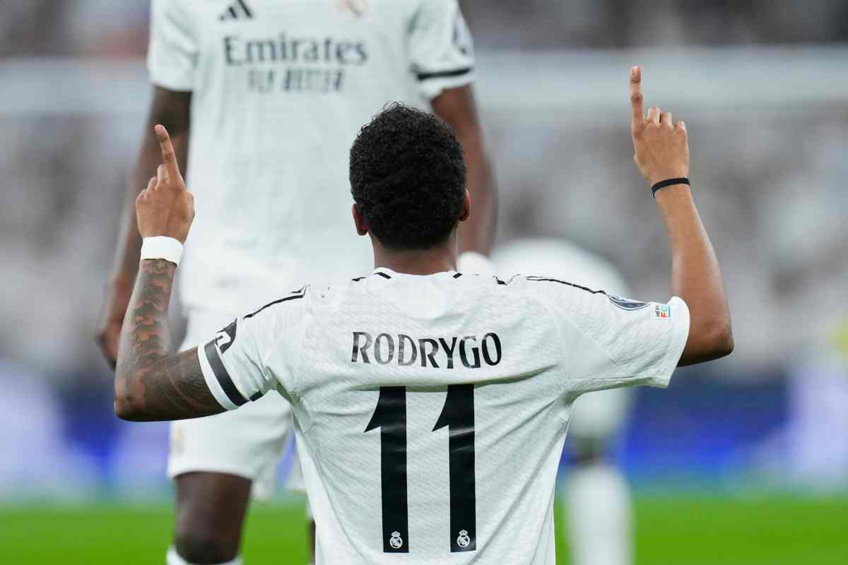 Rodrygo esulta