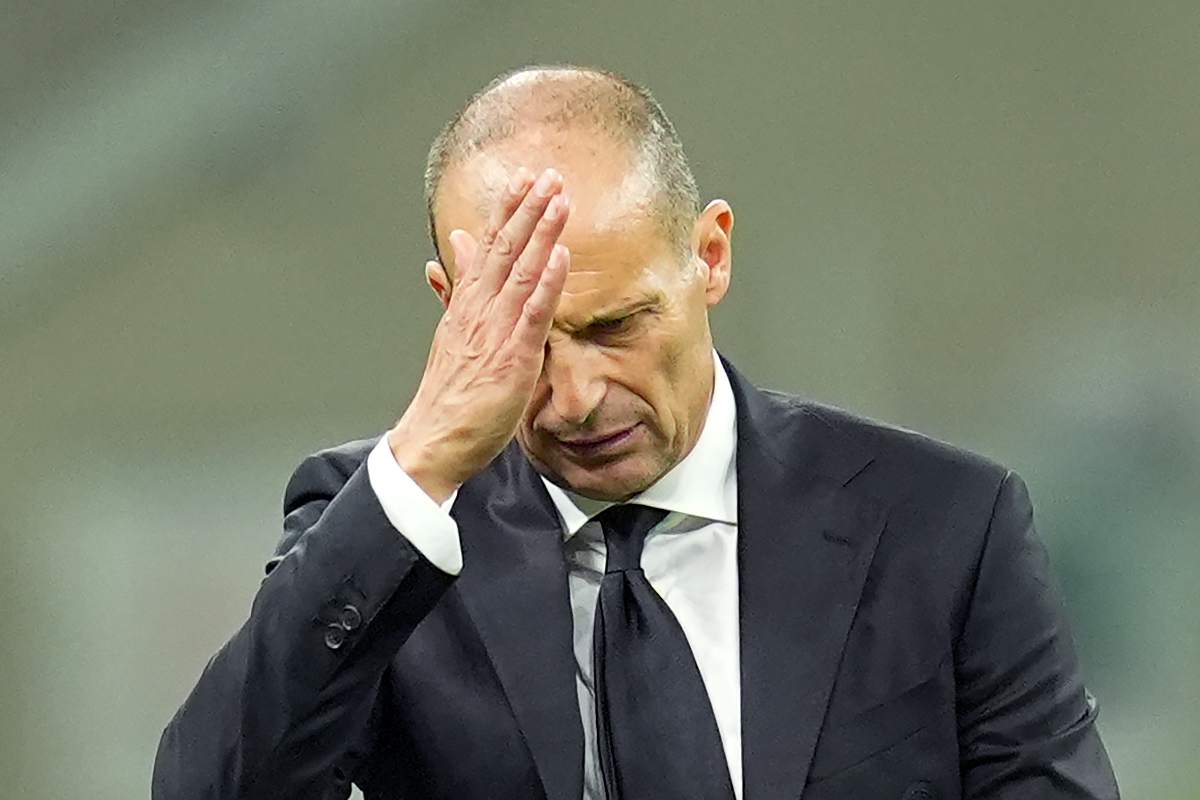 Max Allegri si dispera dopo la fine della gara con la Cremonese