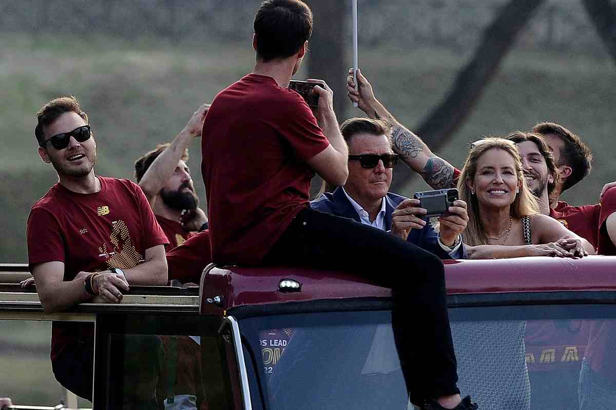 Dan e Rayn Friedkin in un momento del passato trionfale col successo in Conference League