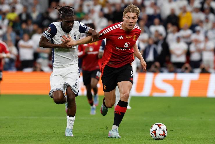 Hojlund durante una gara di Premier League con lo United