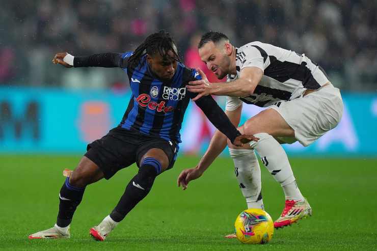 Lookman contro la Juve