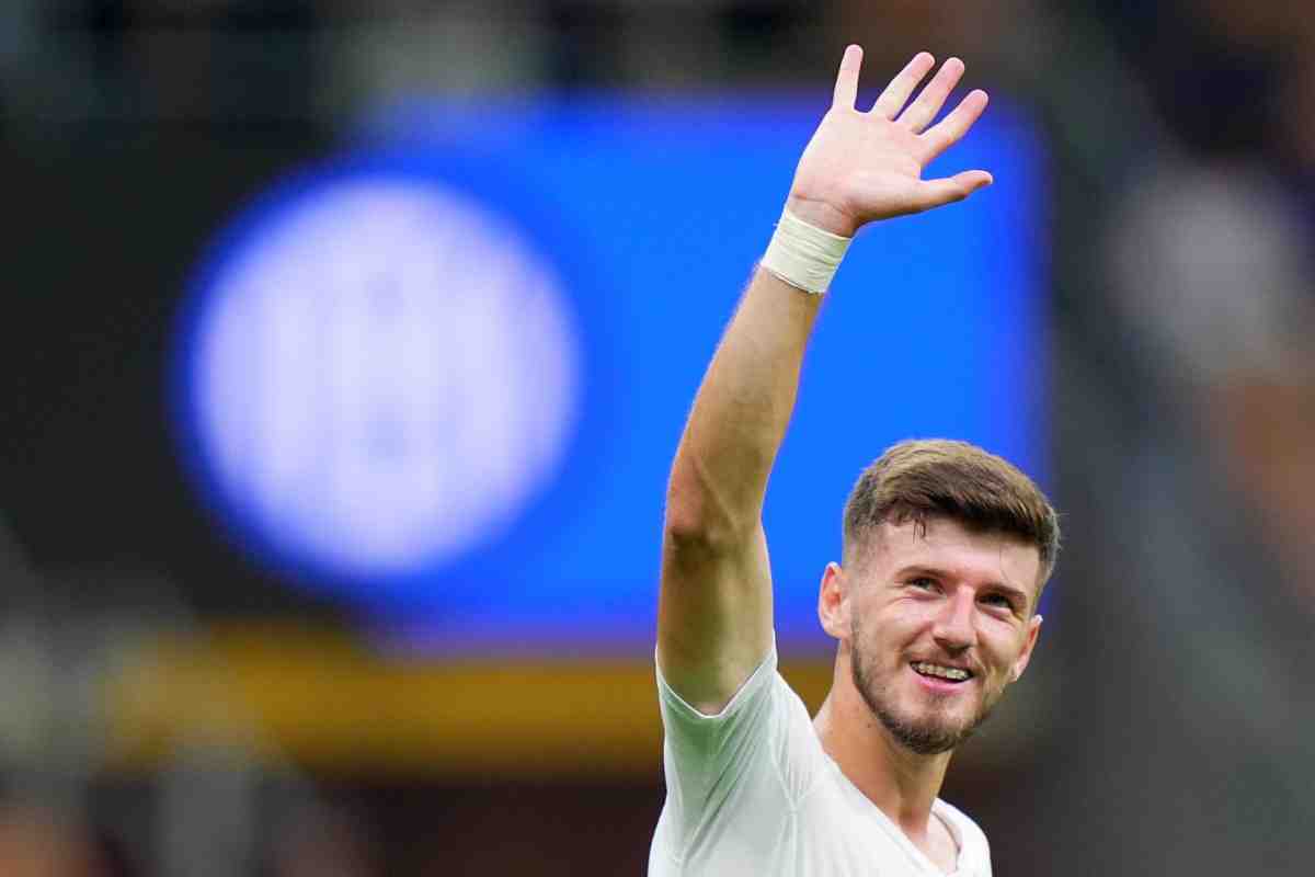 Sucic sorride