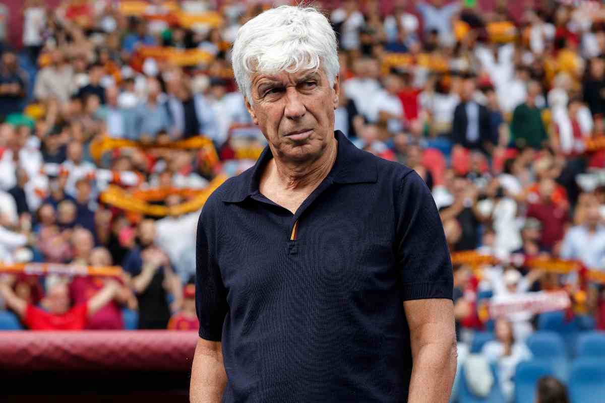 Gian Piero Gasperini scuro in volto