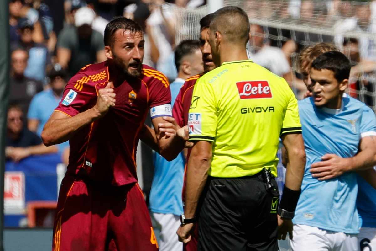 Simone Sozza a colloquio durante il Derby
