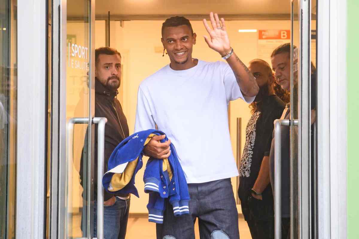 Akanji al Coni