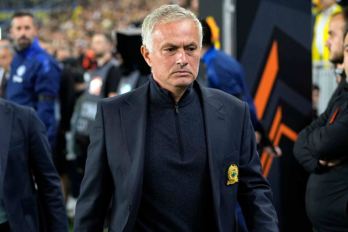 Mourinho in primo piano
