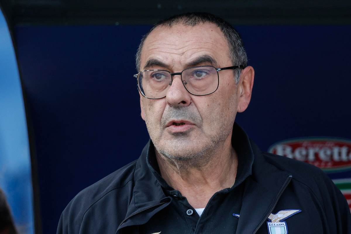 Maurizio Sarri durante l'inizio di una gara di campionato