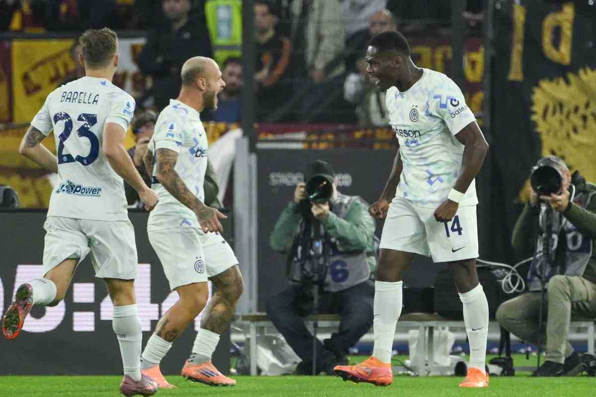 Bonny esulta dopo il gol in Roma-Inter