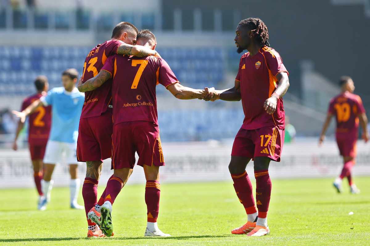 Esultanza dei calciatori della Roma