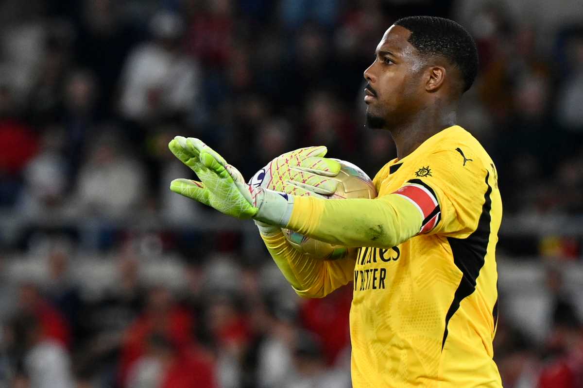 Maignan durante una gara di Champions League