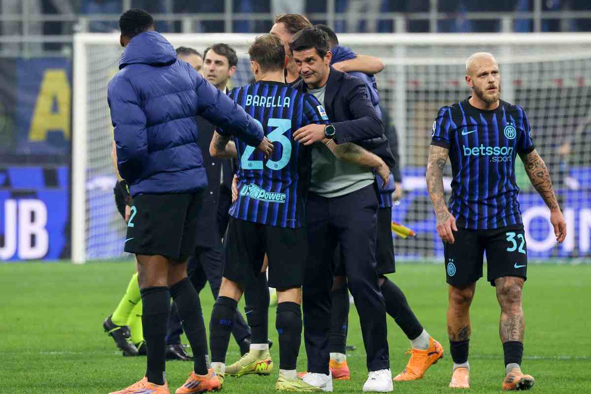 I calciatori dell'Inter esultano