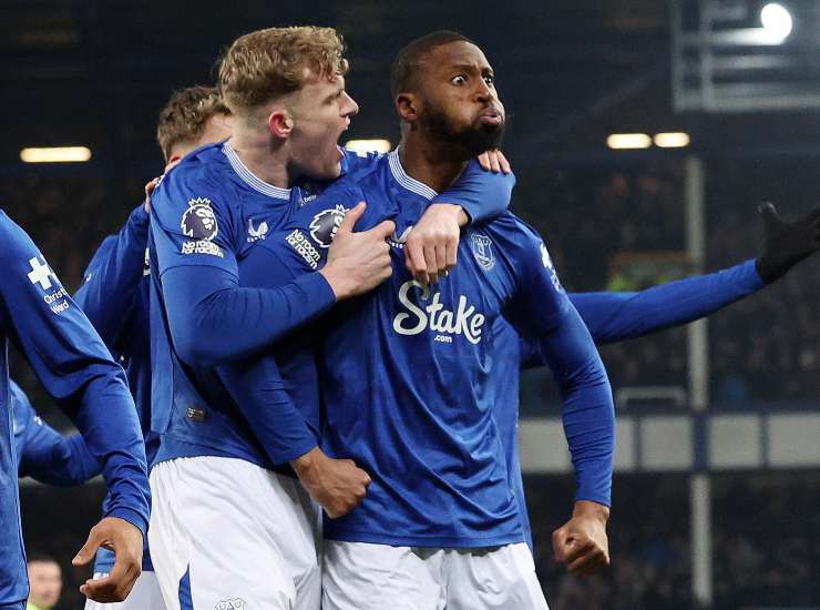 Beto esulta dopo una rete