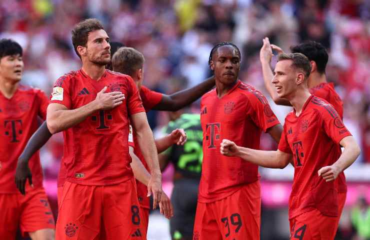 Goretzka insieme ai compagni