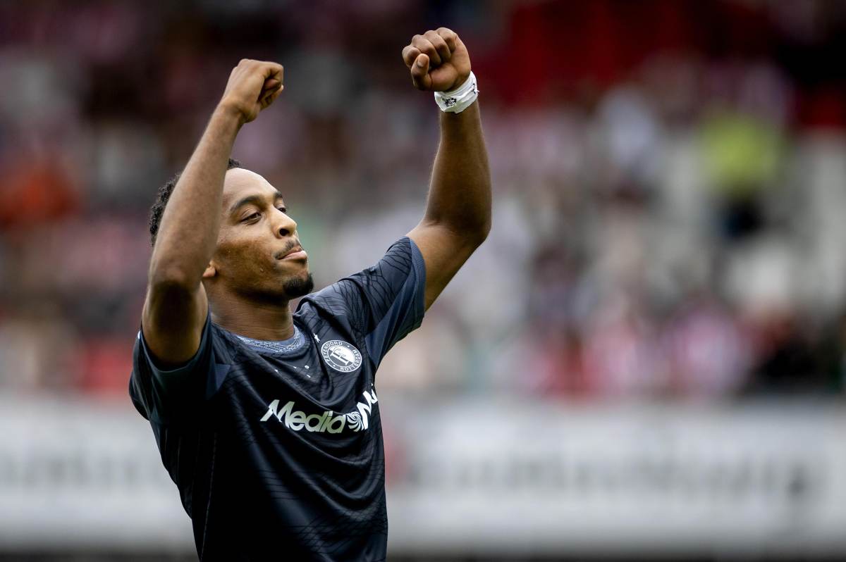 Quinten Timber esulta