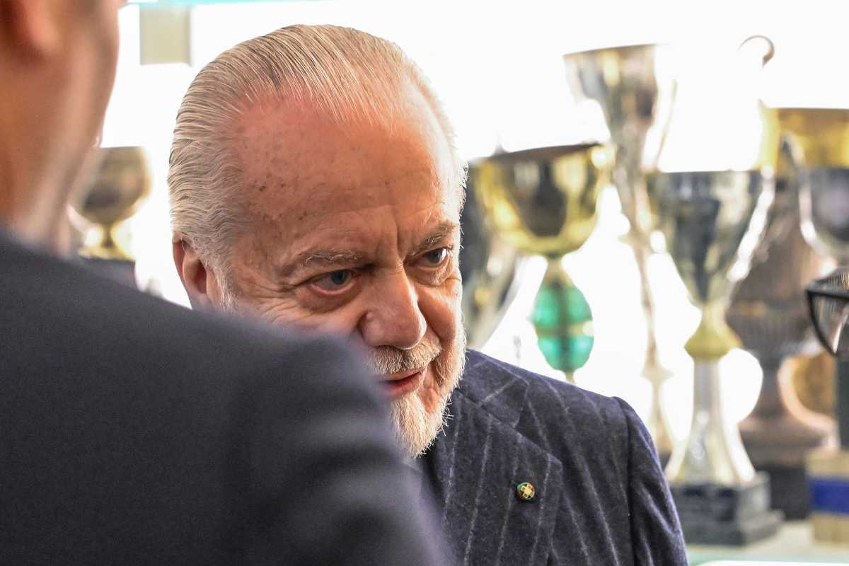 Aurelio De Laurentiis in un momento di celebrazione durante una manifestazione