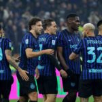 I giocatori dell'Inter mentre festeggiano un gol
