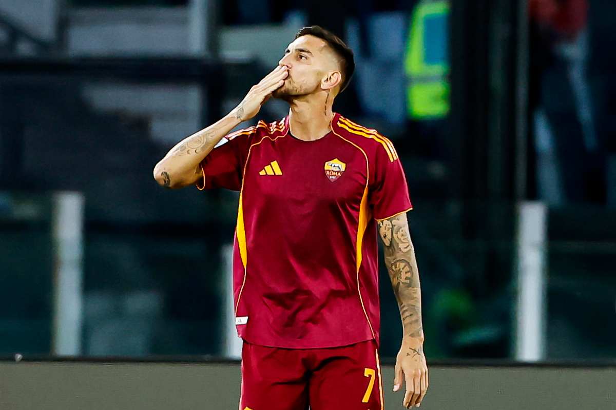 Lorenzo Pellegrini appena dopo aver segnato il rigore dell'1-0 sull'Udinese