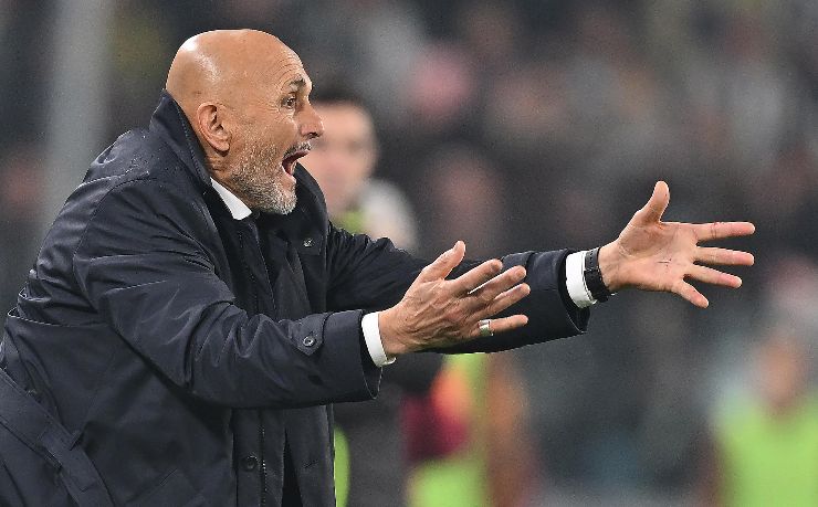 Luciano Spalletti mentre sprona i suoi giocatori