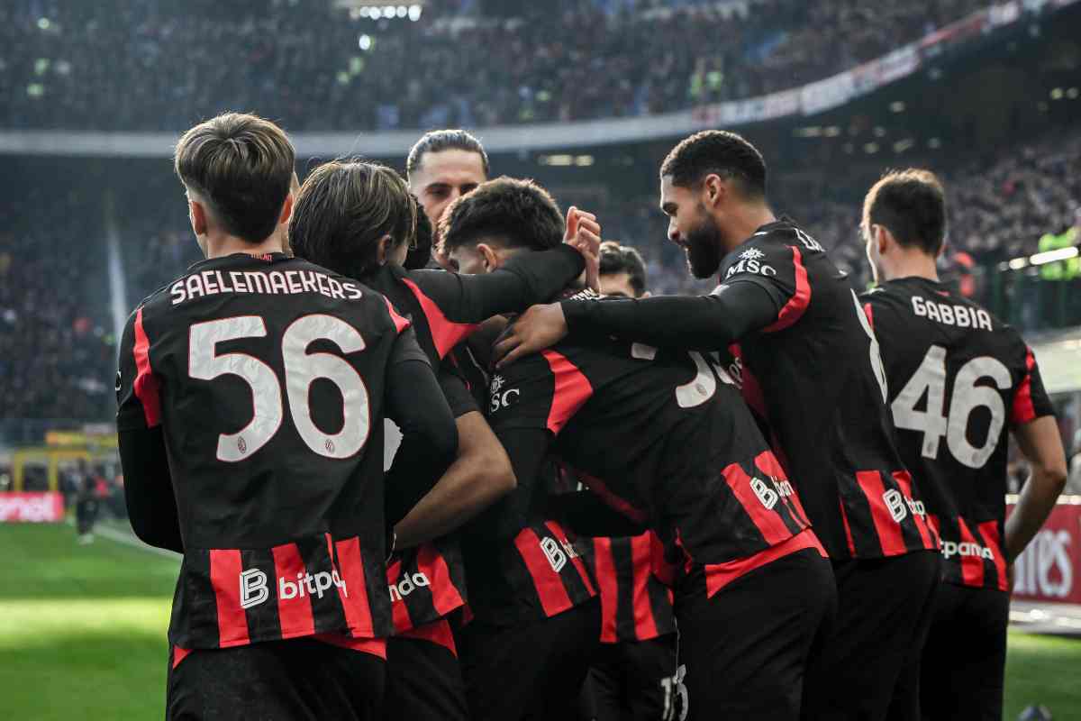 La festa del Milan dopo un gol a San Siro