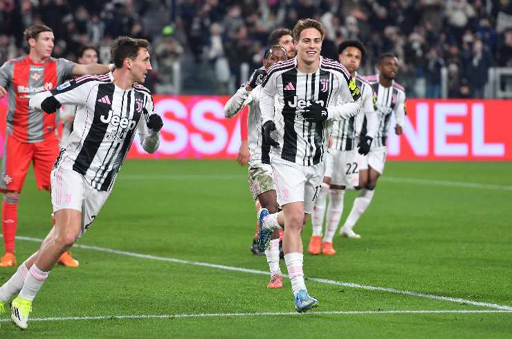 La festa della Juve dopo un gol alla Cremonese