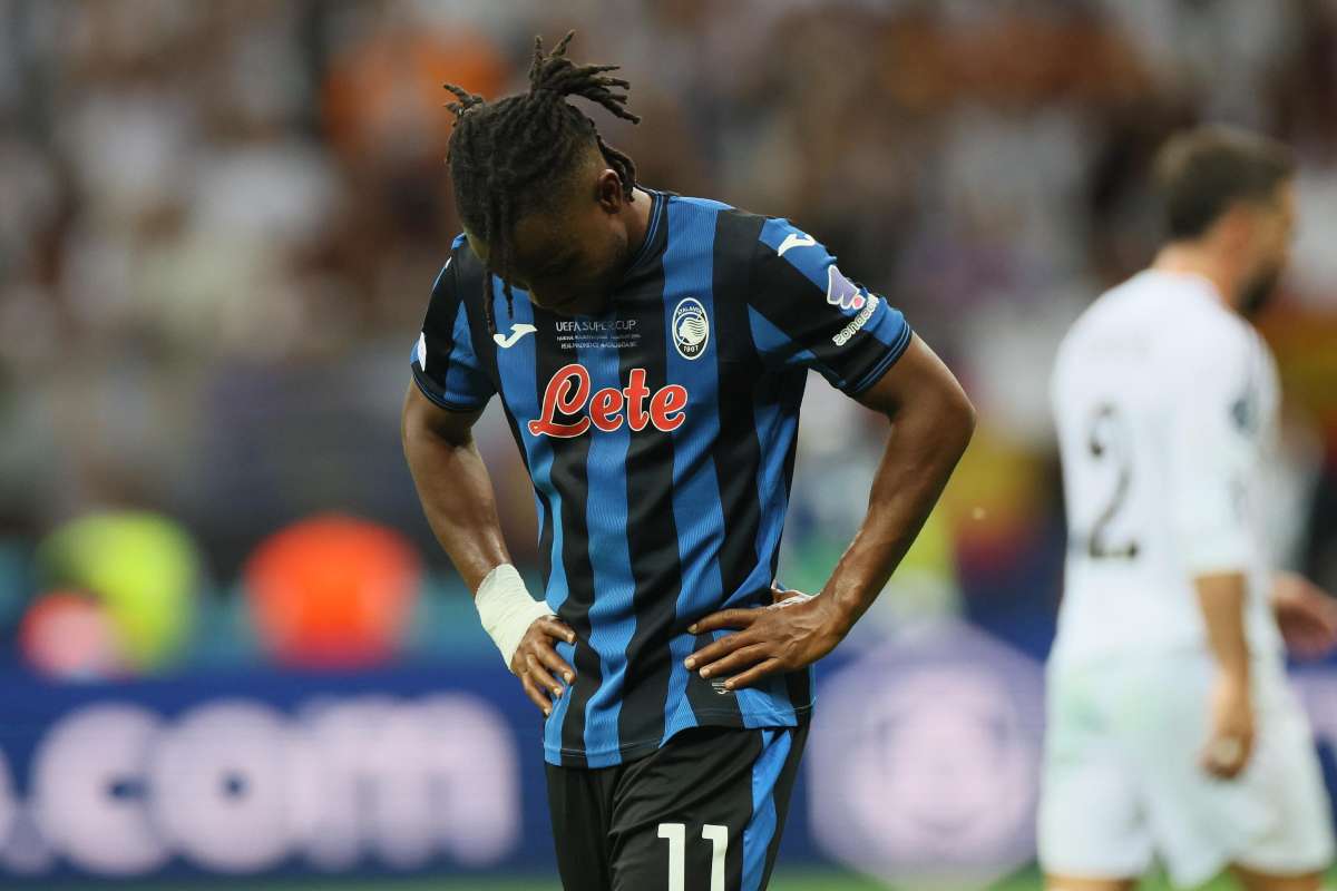 Ademola Lookman subito dopo aver sciupato un'occasione da rete