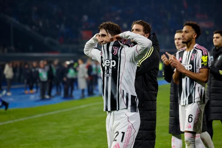 Fabio Miretti durante una gara della Juventus