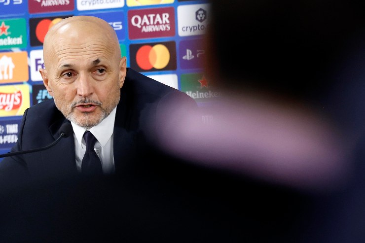 Luciano Spalletti mentre parla in conferenza stampa